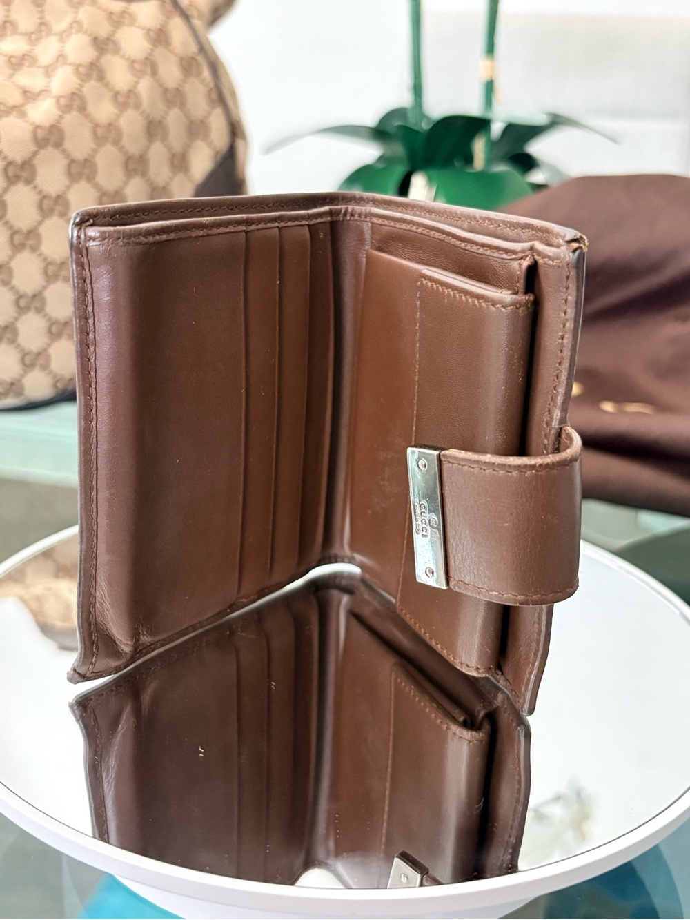 Gucci Monogram Compact Wallet - Picture 8 of 17